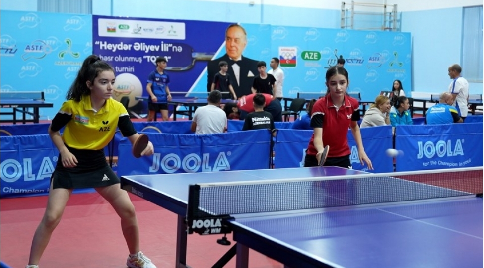 stolustu-tennis-uzre-azerbaycan-birinciliyine-start-verilib
