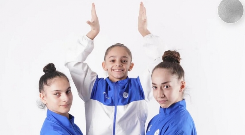 azerbaycan-gimnastika-yigmasi-avropa-chempionatinin-gumush-medalini-qazanib