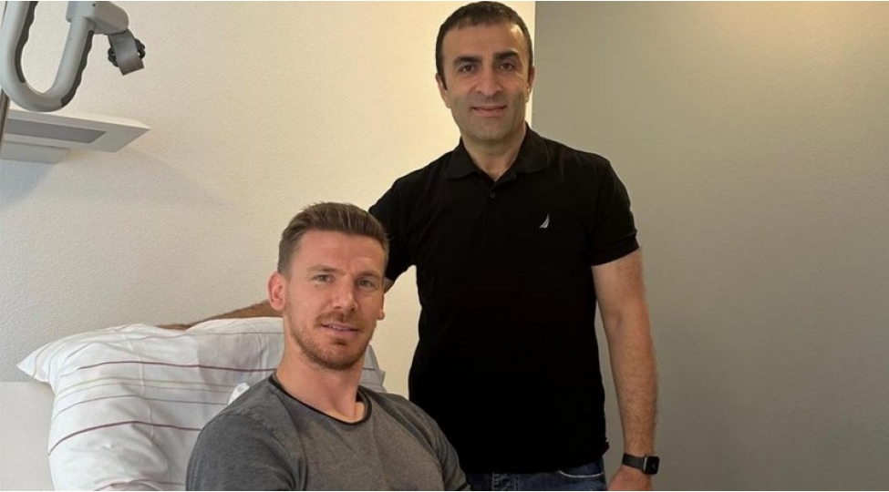 fenerbagchanin-futbolchusu-emeliyyat-olunub