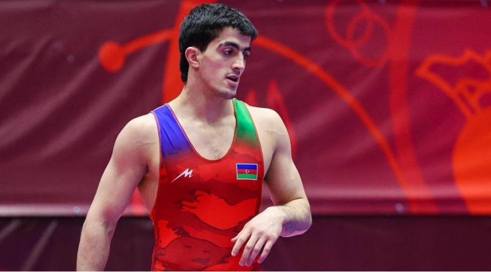 azerbaycan-guleshchisi-finalda-qelebeni-reqibe-hediyye-etdim