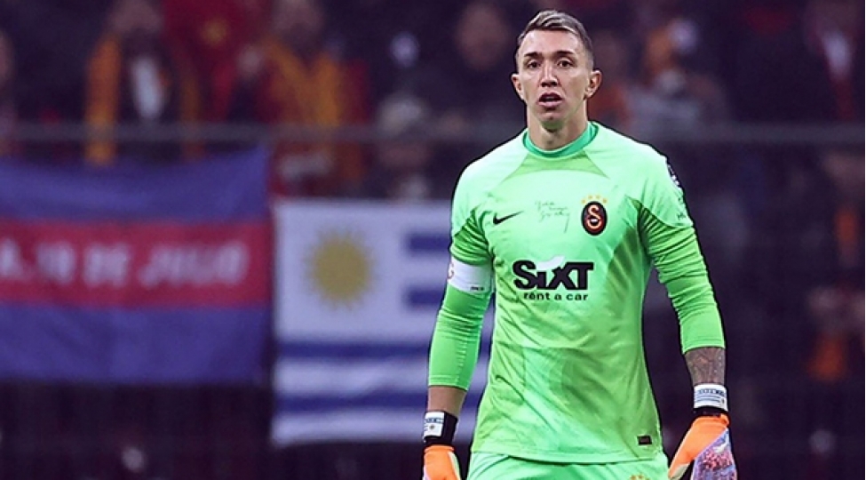 qalatasarayda-muslera-shoku-2