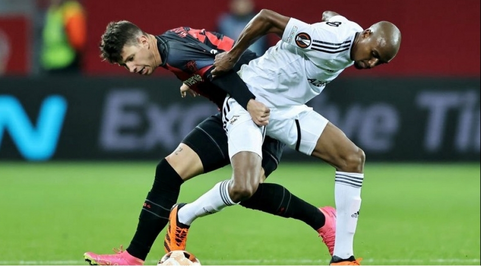 qarabag-son-deqiqelerde-buraxdigi-qolla-bayer-04e-meglub-olub