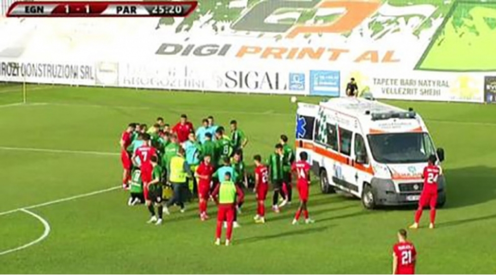 futbolchu-oyun-zamani-heyatini-itirdi