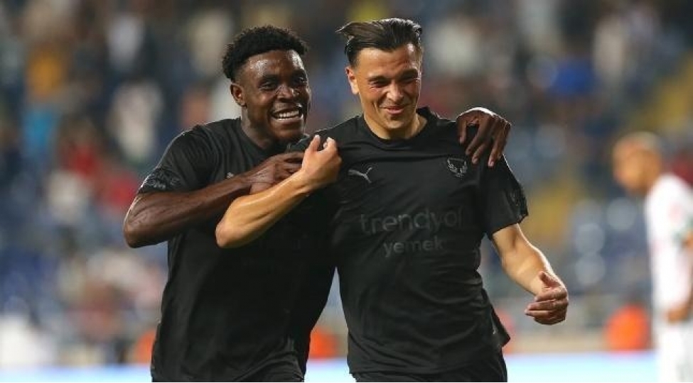 renat-oynadi-qalatasaray-uduzdu
