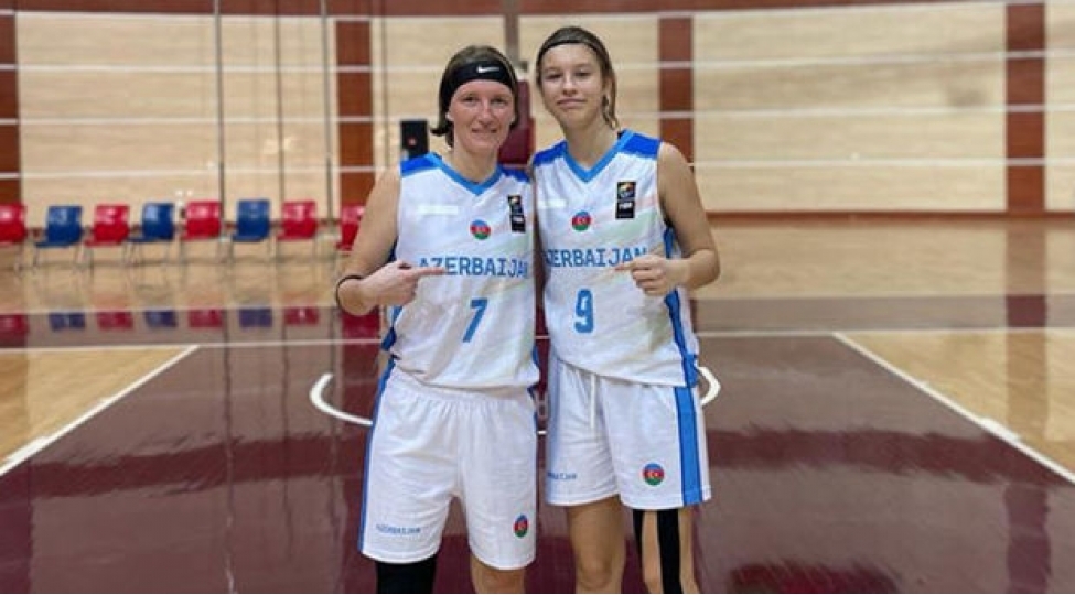 azerbaycanda-qadin-basketbol-tarixinde-ilk-ana-ve-qizi-eyni-vaxtda-meydanchaya-chixdilar