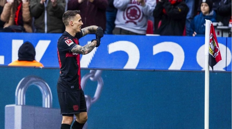 ispaniyali-futbolchu-bakidaki-uchush-bir-az-gecikdi-ve-milliye-devet-aldigimi-oyrendim