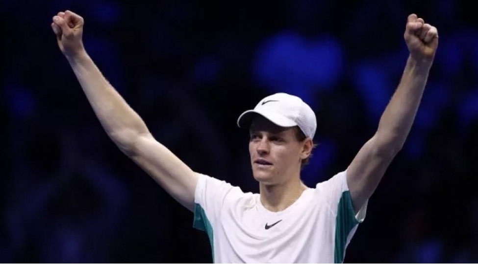 italiyali-tennischi-yannik-sinner-novak-cokovichi-meglub-edib