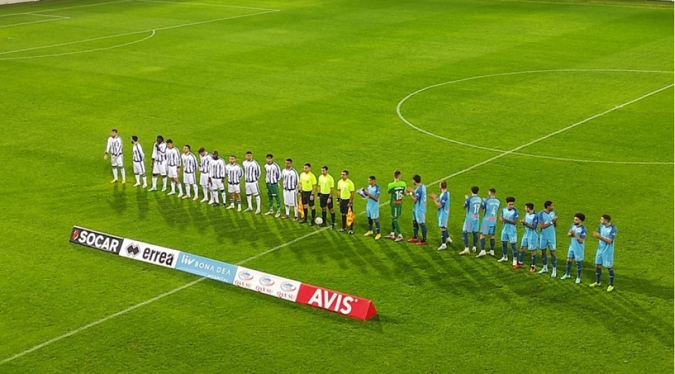 neftchi-zenite-qalib-geldi-yenilenib