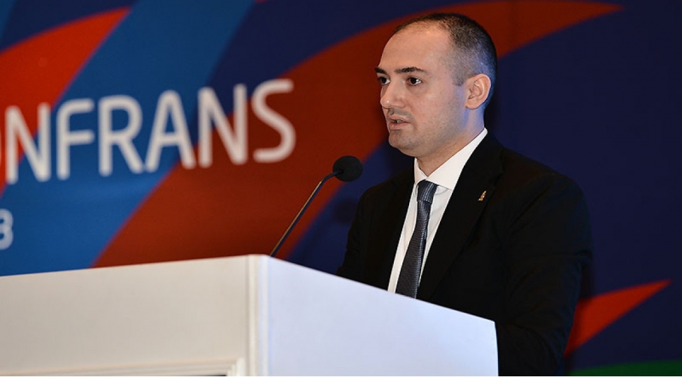 affa-nin-bash-katibi-de-byaziye-gore-jurnalistlerden-uzr-isteyib