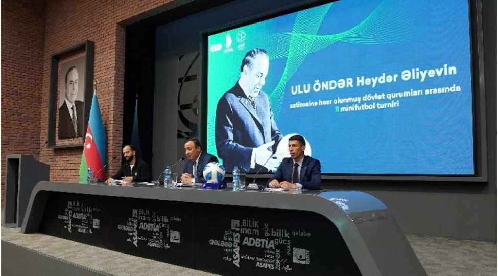 ulu-onderin-xatiresine-hesr-olunmush-minifutbol-turniri-bashlayir