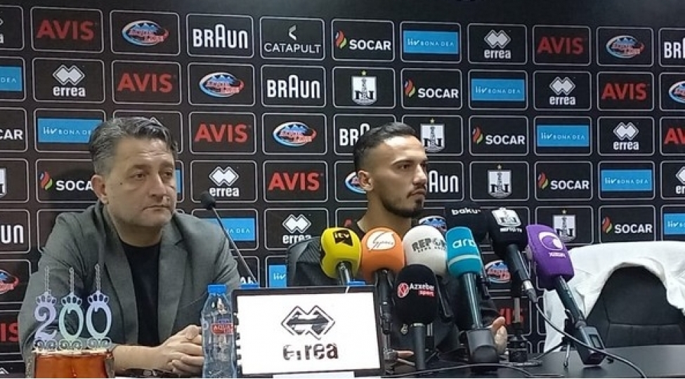 neftchinin-futbolchusu-oyundan-sonra-bezen-danishmaga-hazir-olmuruq