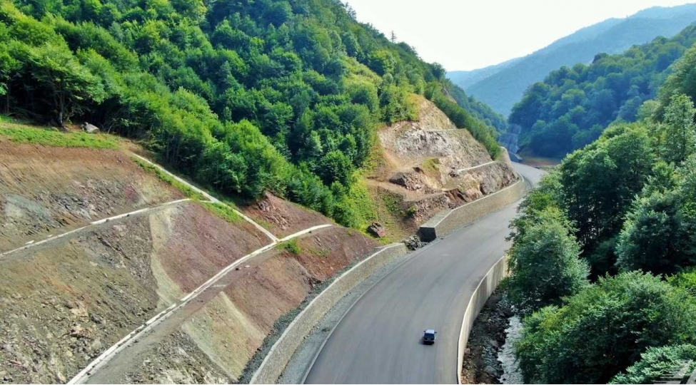 postmuharibe-dovrundeloqistika-siyaseti-qarabagda-yol-infrastrukturu