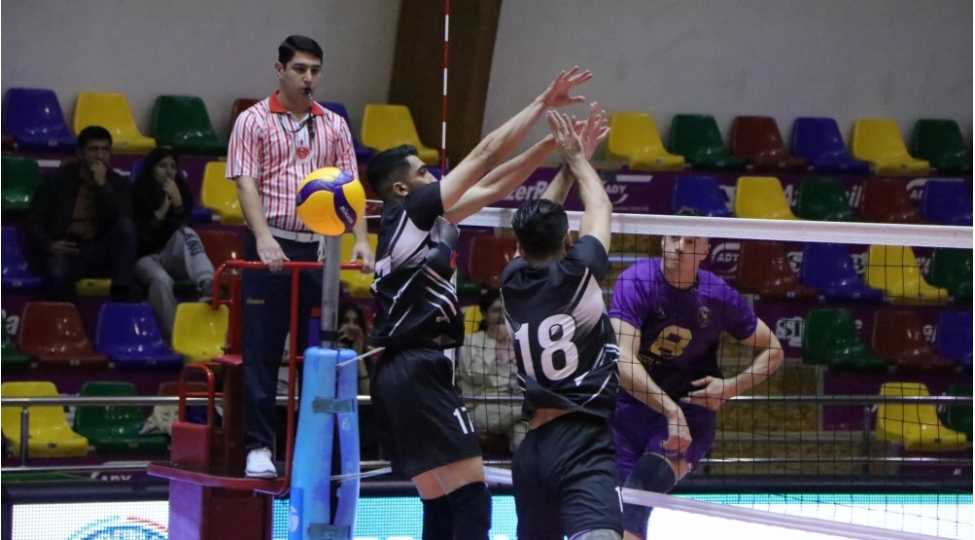 xari-bulbulden-chempionatda-ilk-qelebe