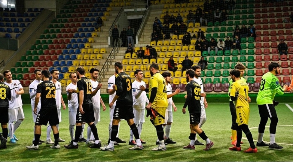 birbasha-baki-ve-zire-movsume-qelebe-ile-bashlayiblar