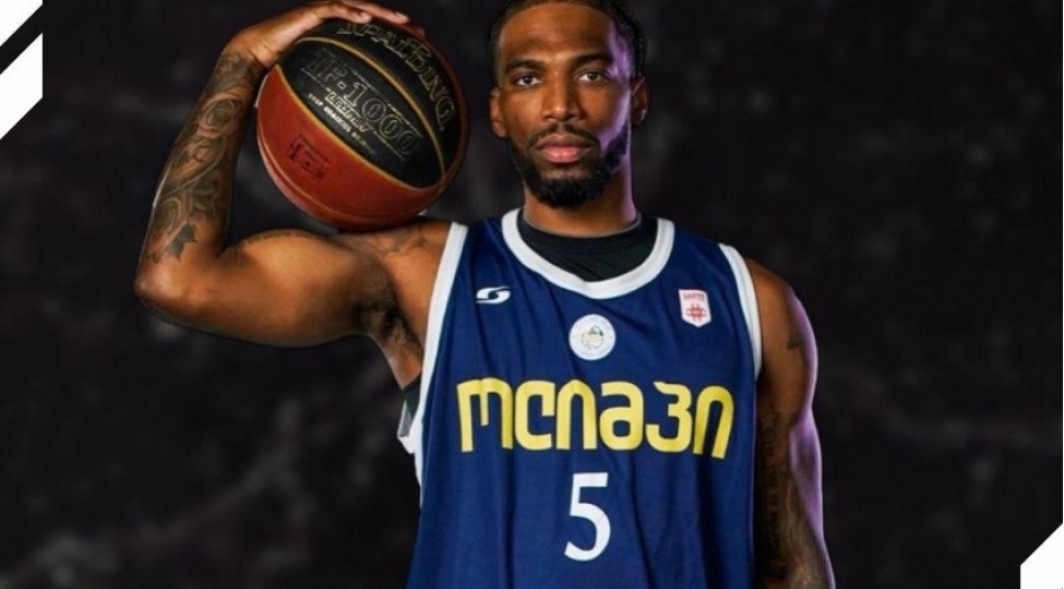azerbaycan-temsilchisi-absh-dan-olan-basketbolchu-ile-muqavile-imzalayib
