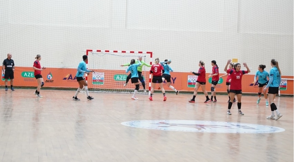 hendbol-uzre-azerbaycan-chempionatinda-turun-sonuncu-oyunu-hech-heche-basha-chatib