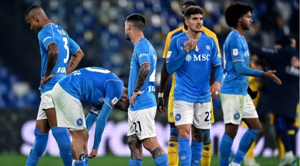 napoli-65-ilden-sonra-antirekordunu-tekrarlayib