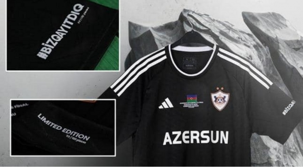 qarabag-xankendideki-oyun-uchun-hazirlanmish-xususi-formalari-satisha-chixarib