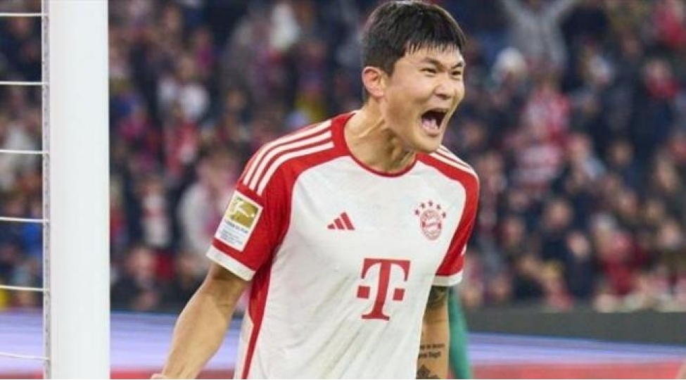 cenubi-koreyada-ilin-en-yaxshi-futbolchusu-odur