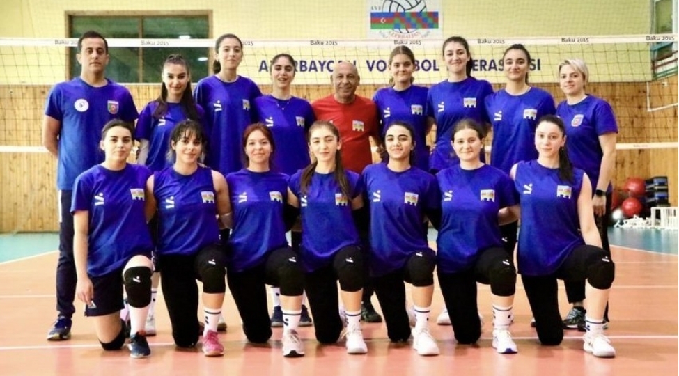 eevza-azerbaycanin-voleybol-millisi-litvaya-yenilib