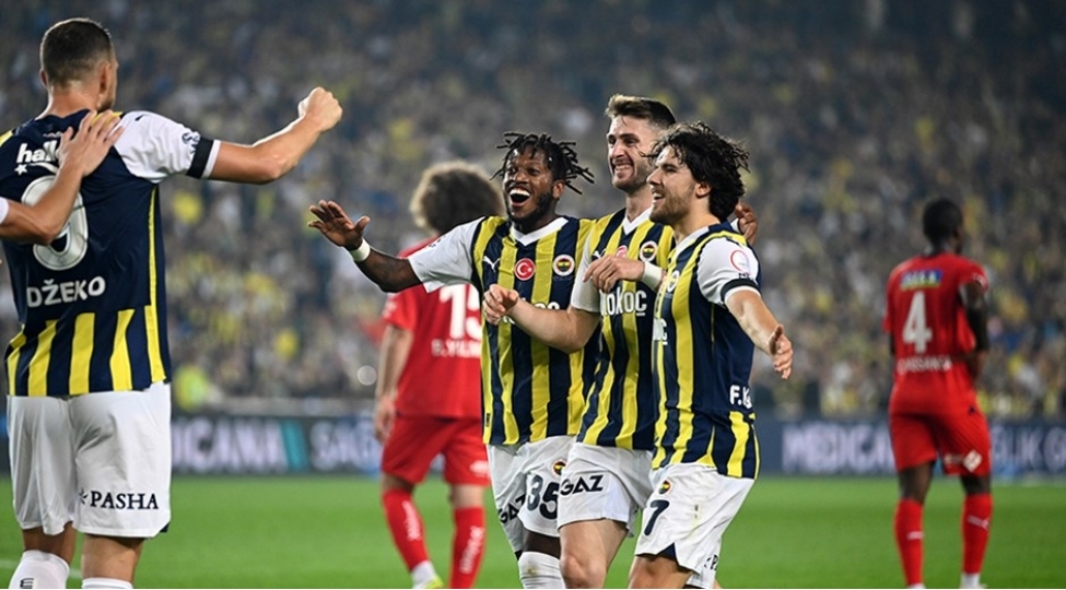 fenerbagchanin-forvardi-trabzonspora-kechir