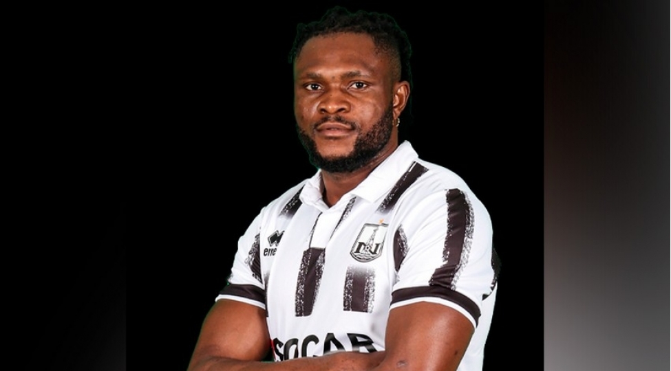 neftchi-aaron-olanare-ile-yollarini-ayirib