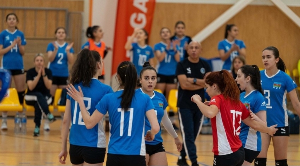eevza-azerbaycan-millisi-sonuncu-oyunda-da-meglub-olub