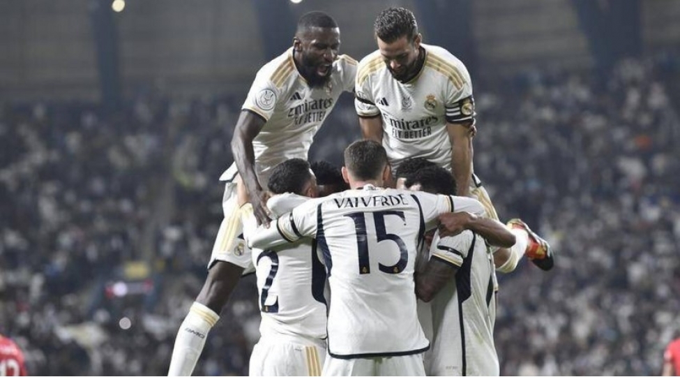 real-klubu-61-illik-gostericini-tekrarlayib