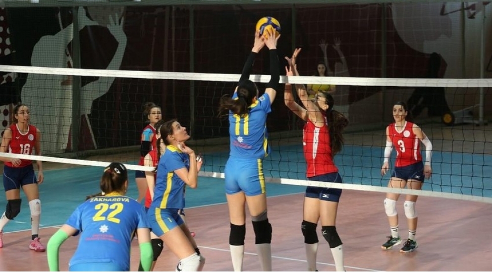 qadin-voleybolchular-arasinda-azerbaycan-chempionatinda-ix-turun-oyun-cedveli-mueyyenleshib