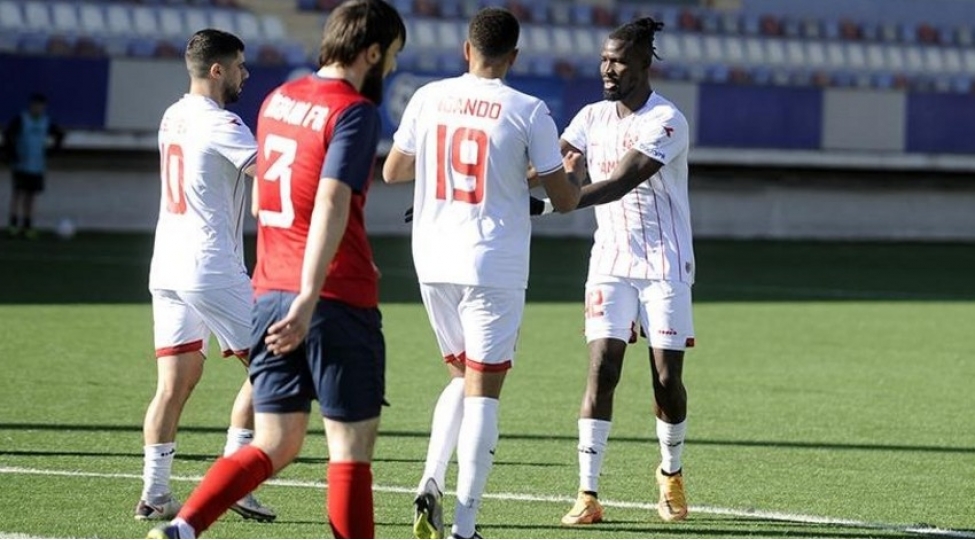 araz-naxchivanin-zedeli-futbolchularinin-durumuna-aydinliq-gelib