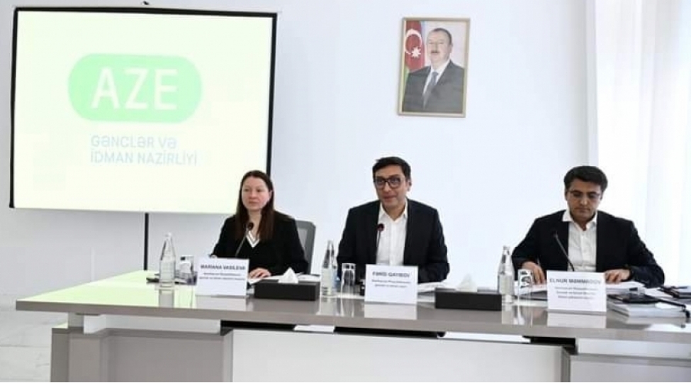 gencler-ve-idman-naziri-qubada-idman-federasiyalari-numayendelerinin-tekliflerini-dinleyib