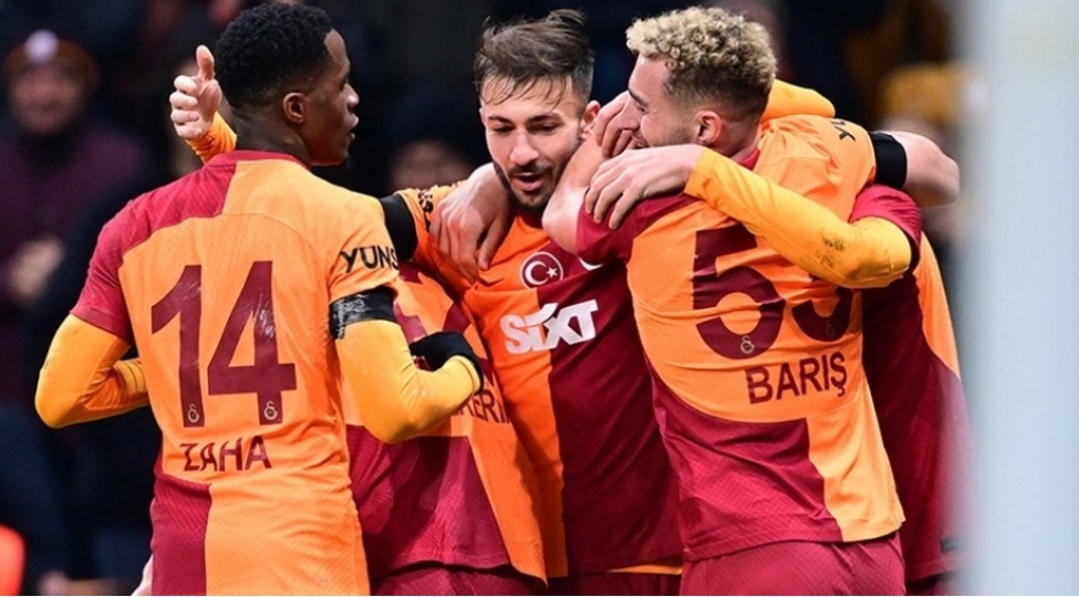 qalatasaray-vacib-qelebe-qazanib