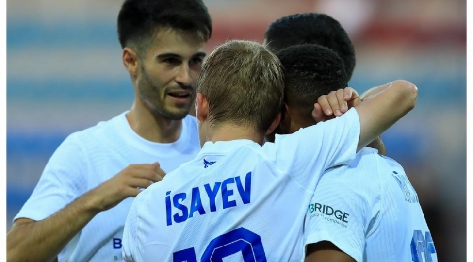 qarabagin-yeni-transferi-sabiq-komandasi-ile-vidalashib