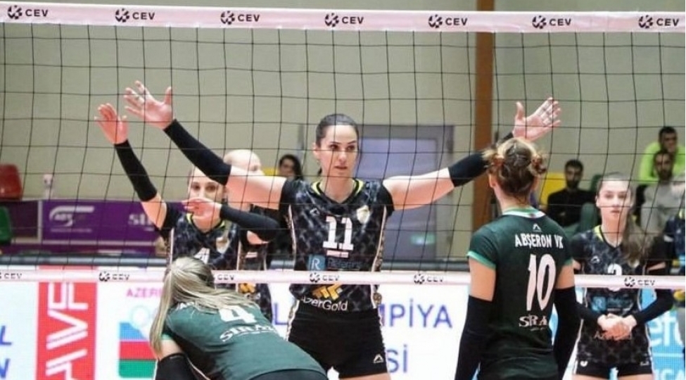 azerbaycan-millisinin-voleybolchusu-asan-qelebe-qazana-bilerdik