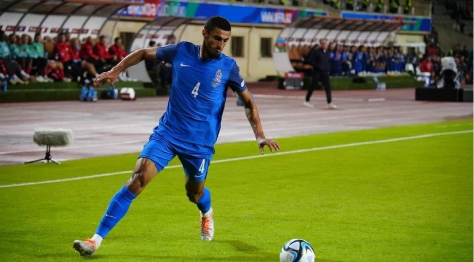 azerbaycan-millisinin-futbolchusu-polsha-klubuna-kechir