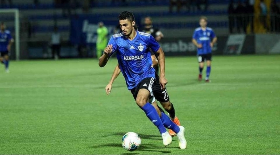 qarabag-futbolchusunun-polsha-klubuna-kechmesine-icaze-verib