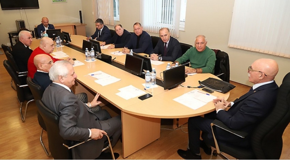azerbaycan-telebe-futbol-federasiyasi-ictimai-birliyinin-novbeti-iclasi-kechirilib