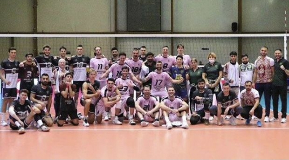 xari-bulbul-voleybol-klubu-fealiyyetini-dayandirdi