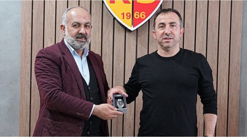 turkiye-superliqasinda-movsumun-21-ci-bash-meshqchi-istefasi-reallashib