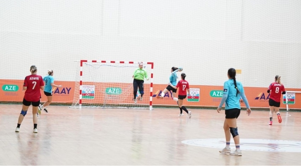 hendbol-uzre-azerbaycan-chempionati-liderler-novbeti-qelebelerini-qazaniblar