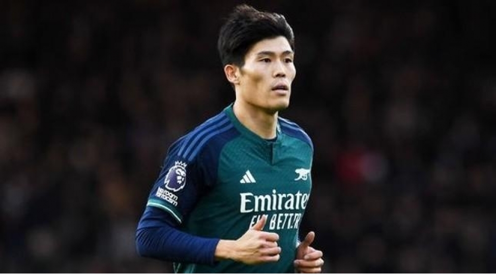arsenal-3-illik-muqavile-imzalamaga-hazirlashir
