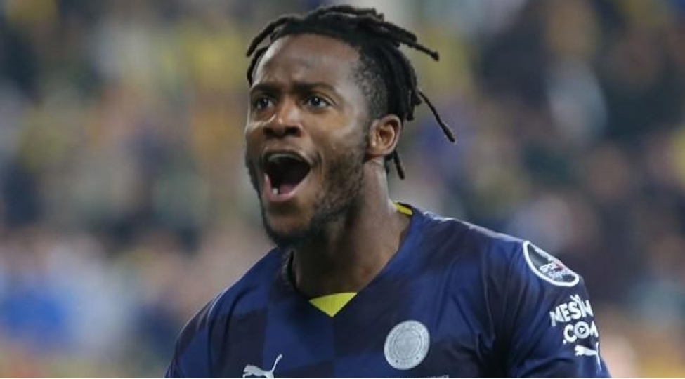 batshuayi-fenerbaxchanin-tarixine-dushdu