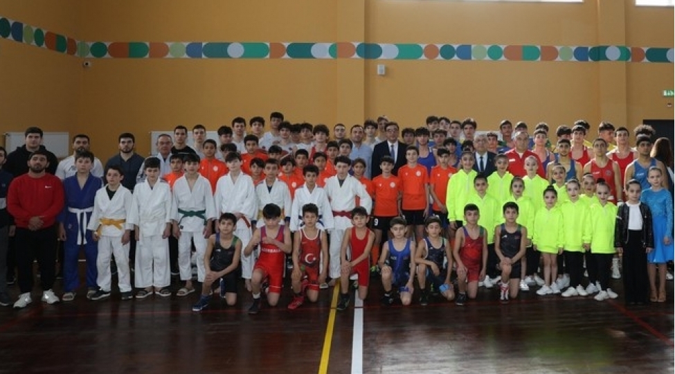 turkan-qesebesinde-idman-zalinin-achilishi-olub