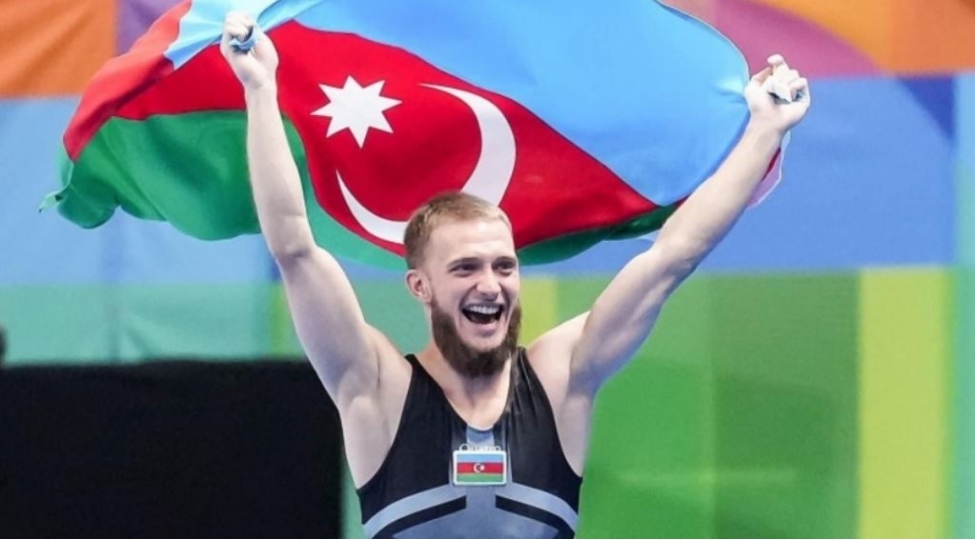 azerbaycan-idmanchisi-avropada-ilin-en-yaxshi-gimnasti-sechilib