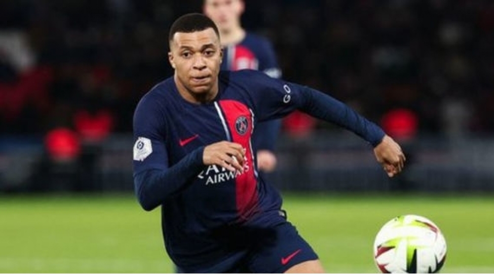 mbappe-neymar-ve-del-pyeronu-geride-qoyub