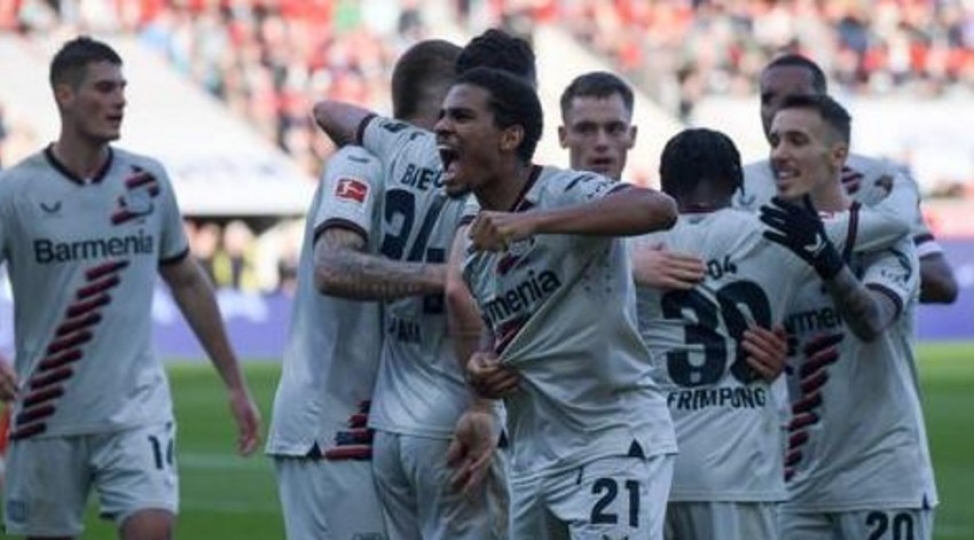 bayer-04-bavariyanin-rekordunu-tekrarlayib