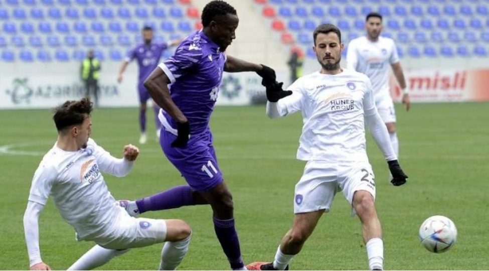 sumqayit-azerbaycan-chempionatlarinda-50-ci-ev-hech-hechesine-imza-atib