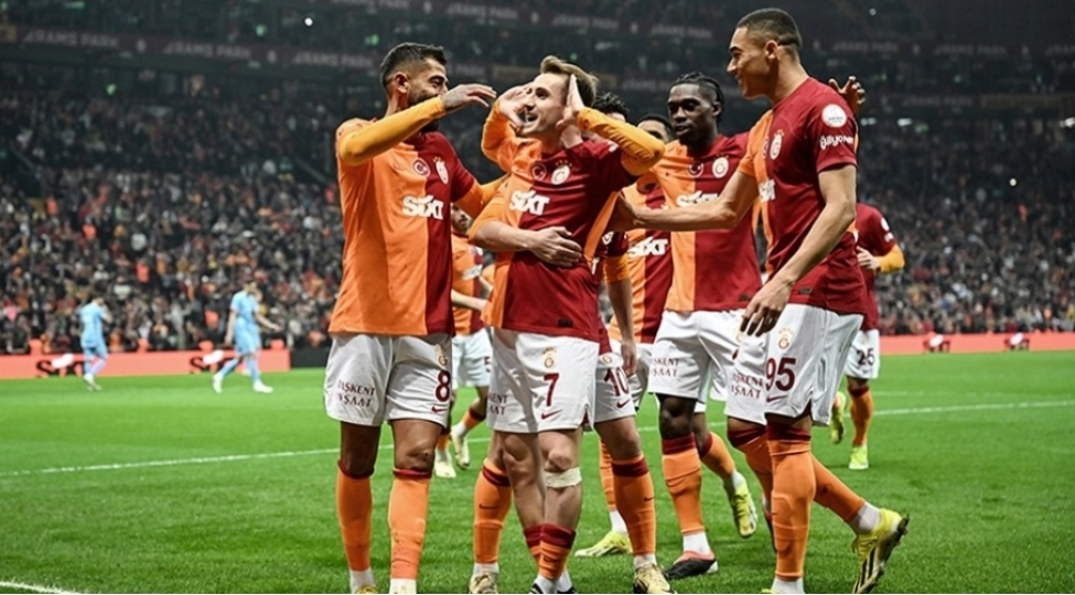 qalatasaray-yeniden-liderliye-yukselib