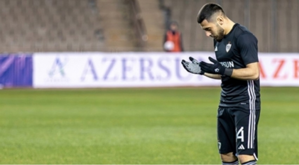 qarabagin-futbolchusu-azerbaycan-chempionatlarinda-100-cu-oyununu-kechirib