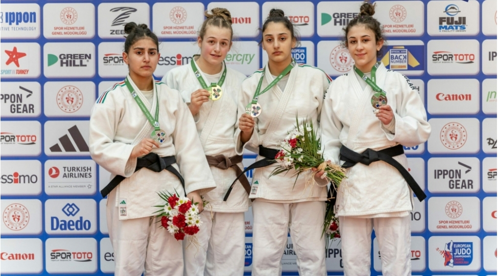 yeniyetme-cudochular-avropa-kubokunda-birinci-yeri-tutdular